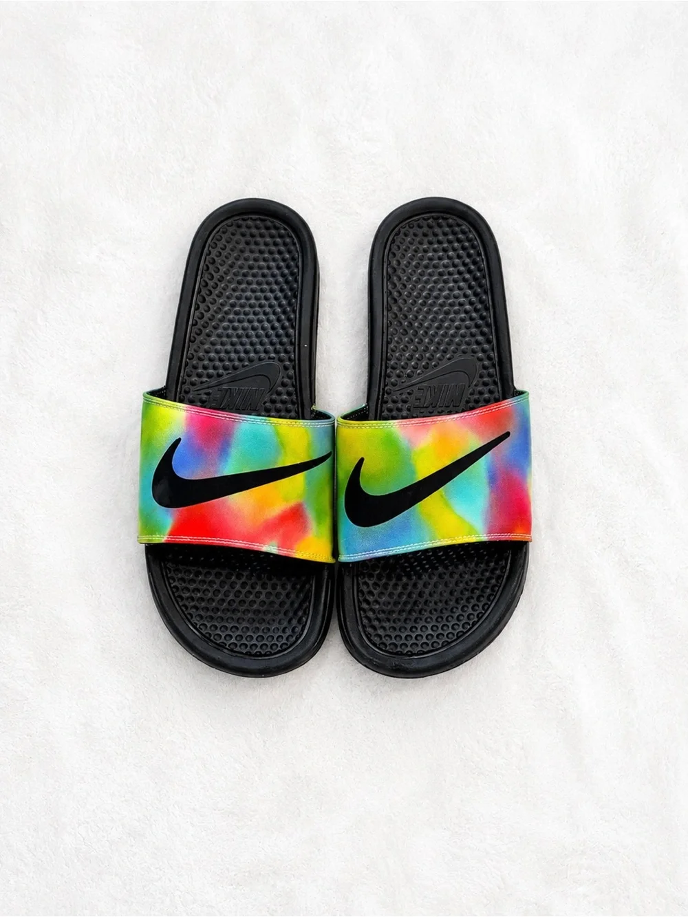 NIKE BENASSI JDI SLIDE SANDALS MENS SIZE 12 MULTICOLOR TIE DYE COMFORT CASUAL
